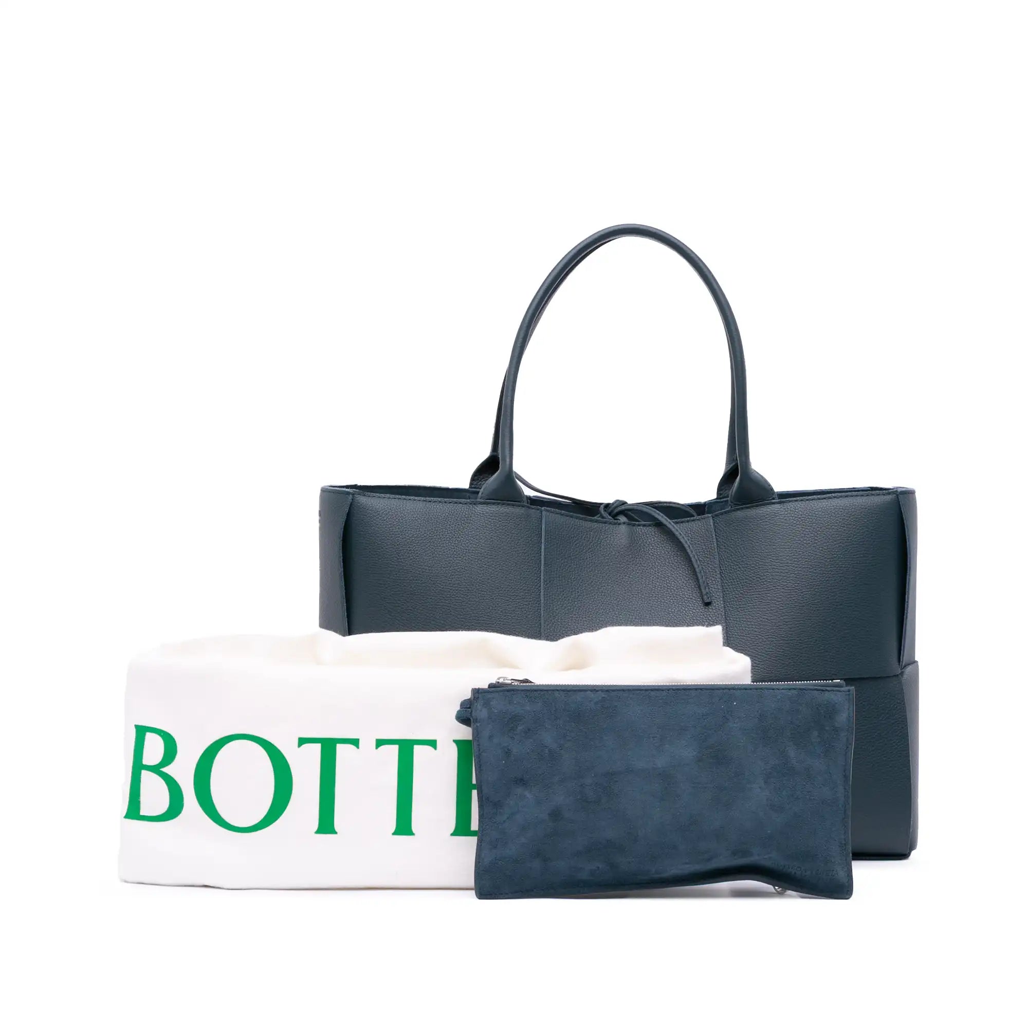 <h1>Timeless elegance: luxury handbags as a statement of personality</h1>