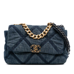 Die Zeitlose Rebellion: Chanel 19 Flap Large Blue Denim – Ein Vermächtnis in Blau