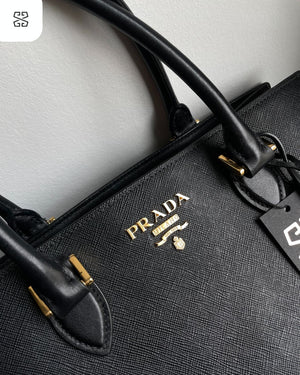 prada_bag