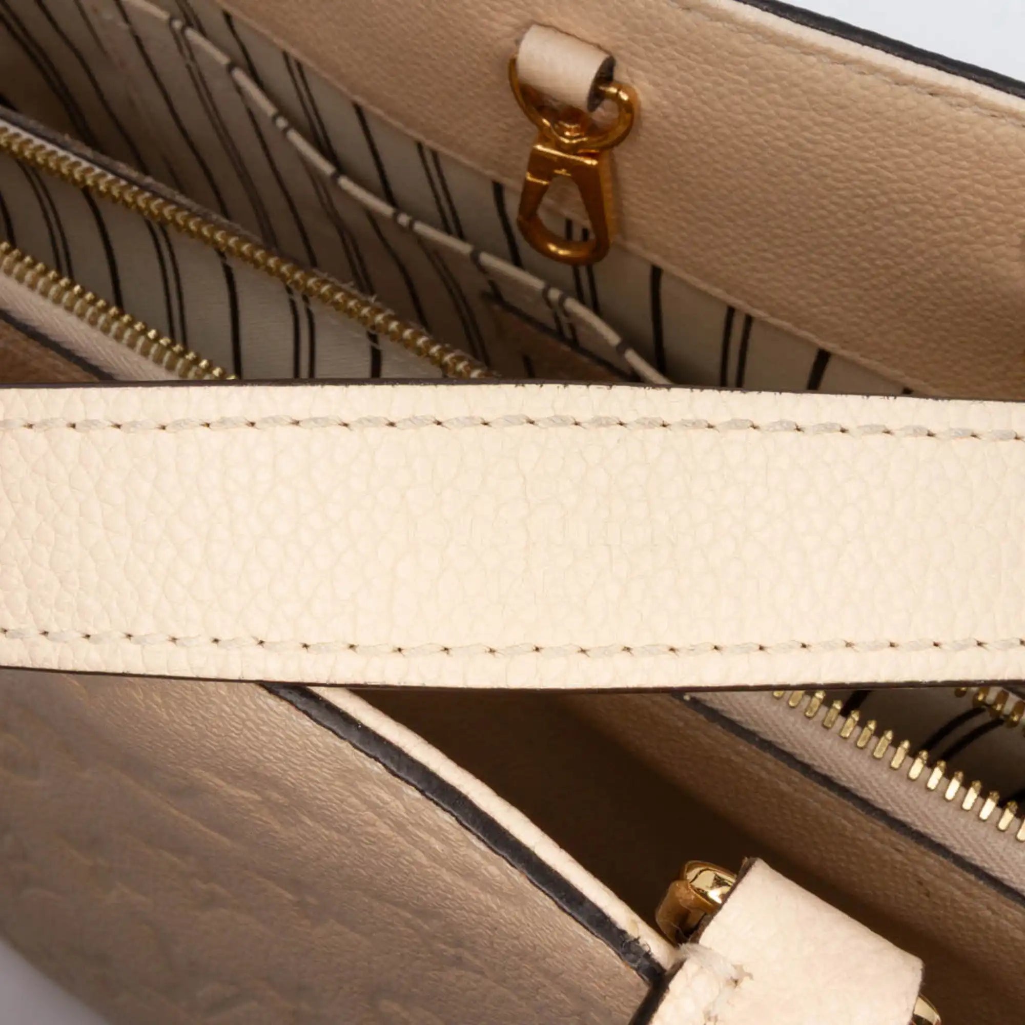 Louis Vuitton MontAigne mm beige Monogram Empreinte