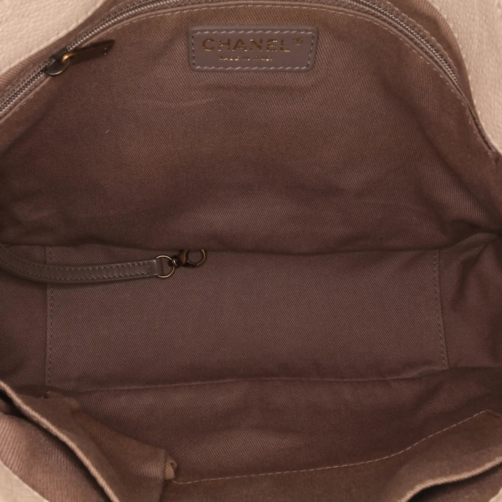 Chanel Coco Pleats Messenger Previous Flap Medium Brown Caviar Gold