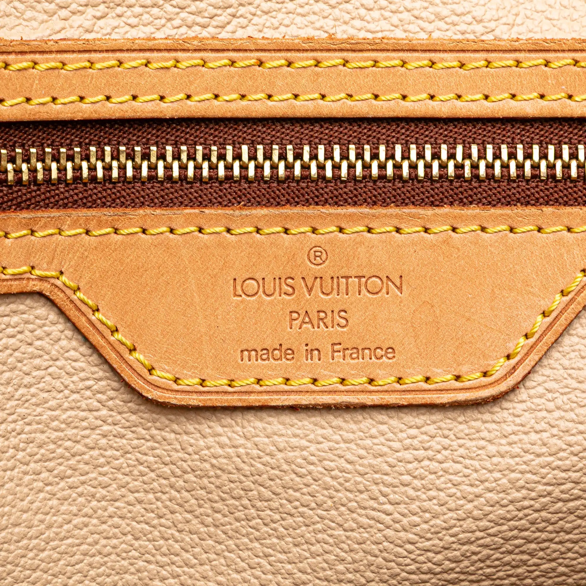 Louis Vuitton Bucket GM Monogram Canvas