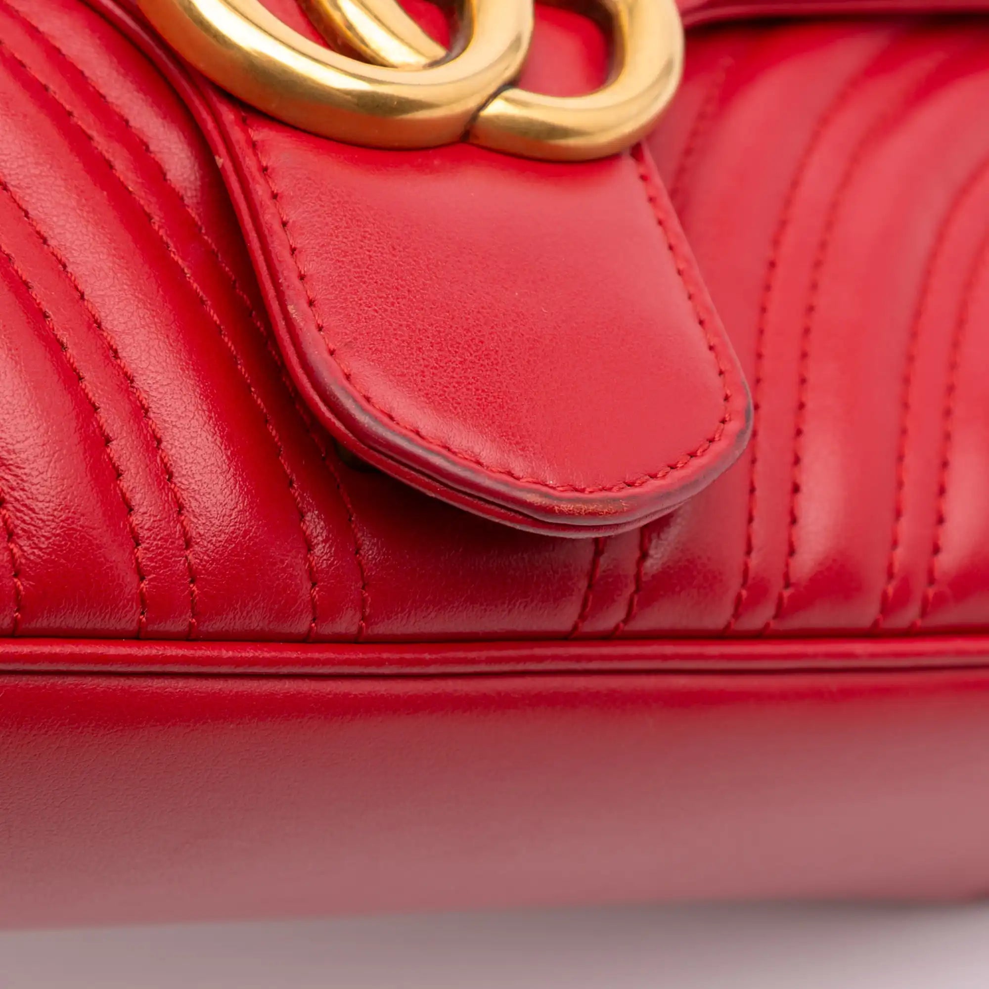 Gucci GG Marmont Medium Red Matelasse Leather