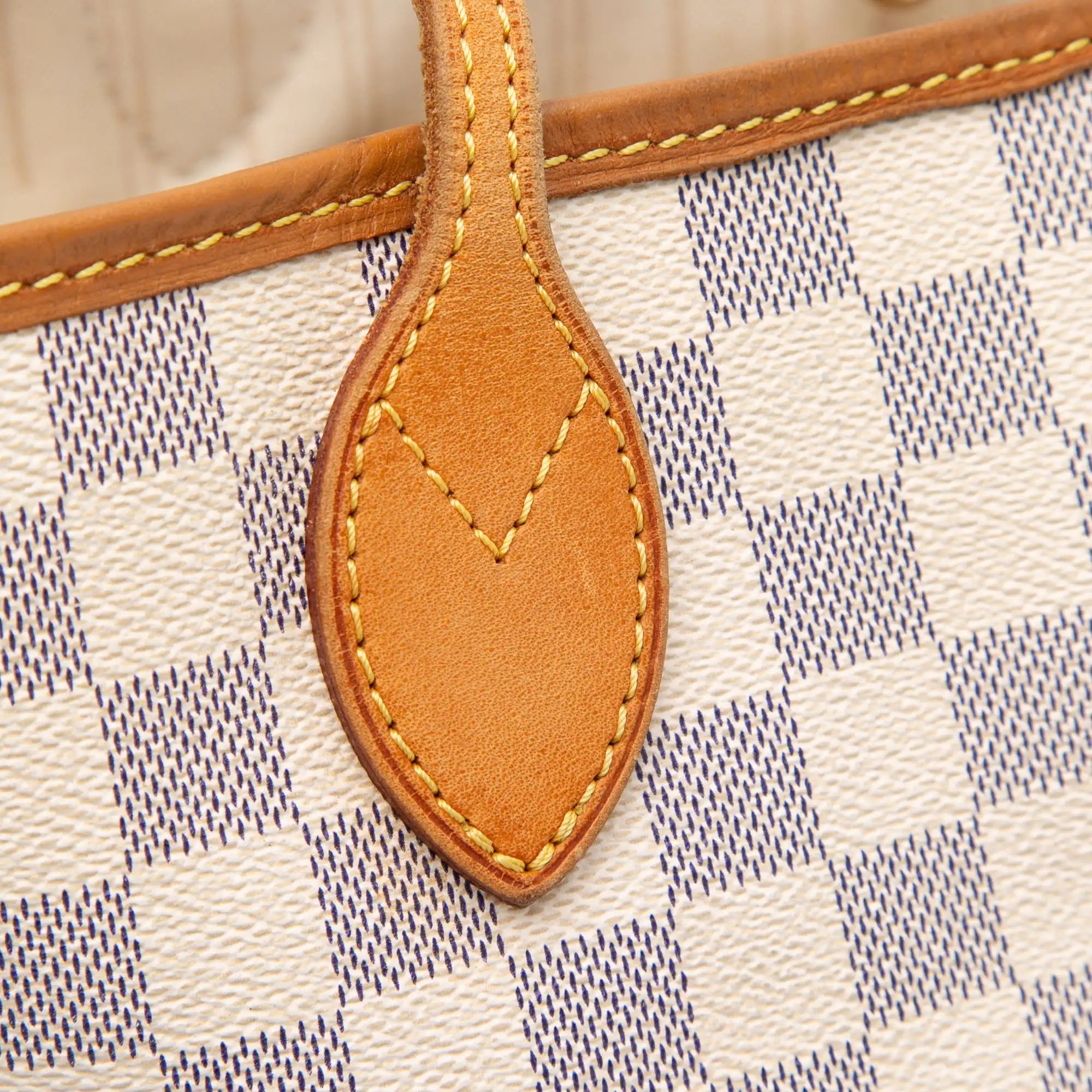 Louis Vuitton Neverfull MM Damier Azur Canvas