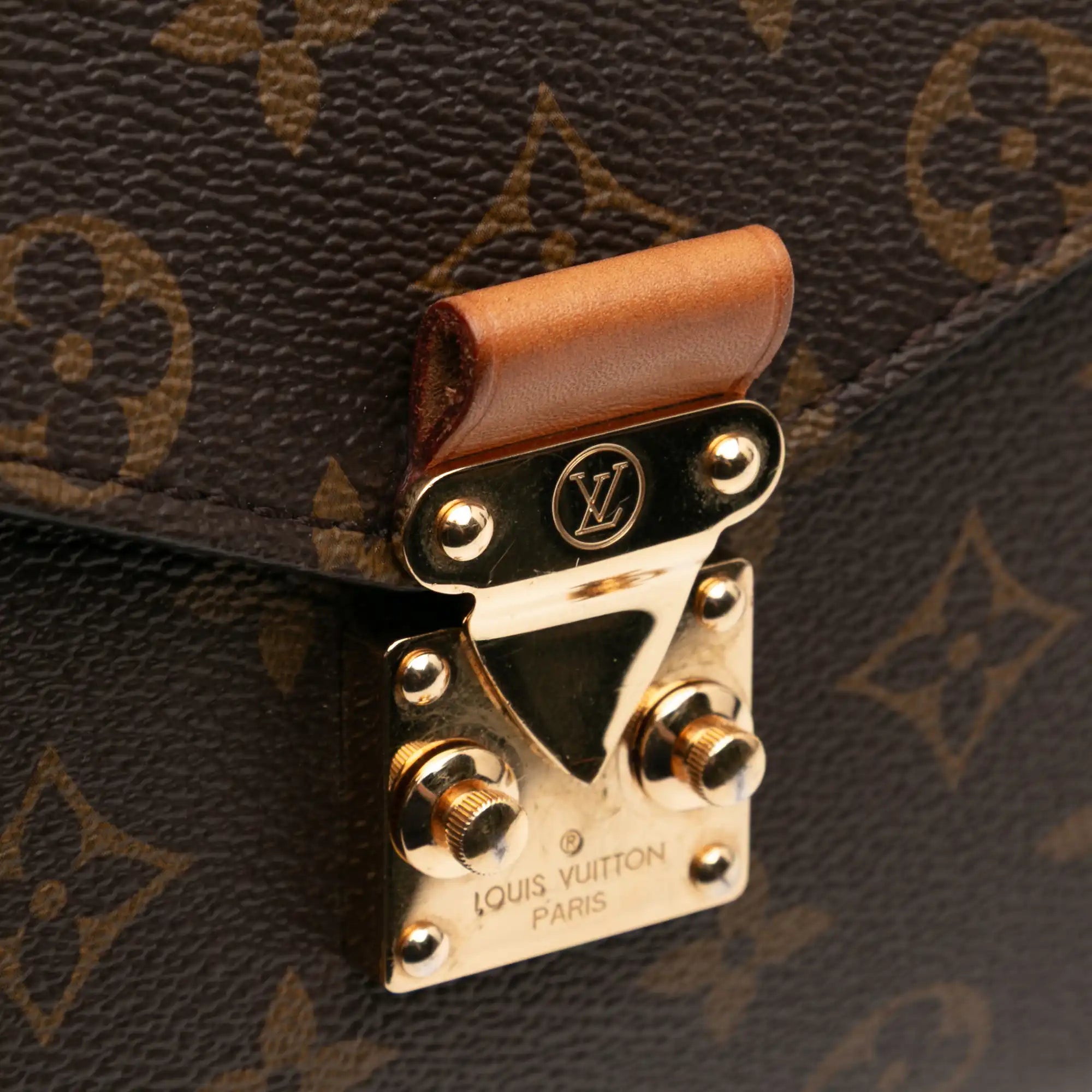 Louis Vuitton Métis Pochette MM Monogram Canvas