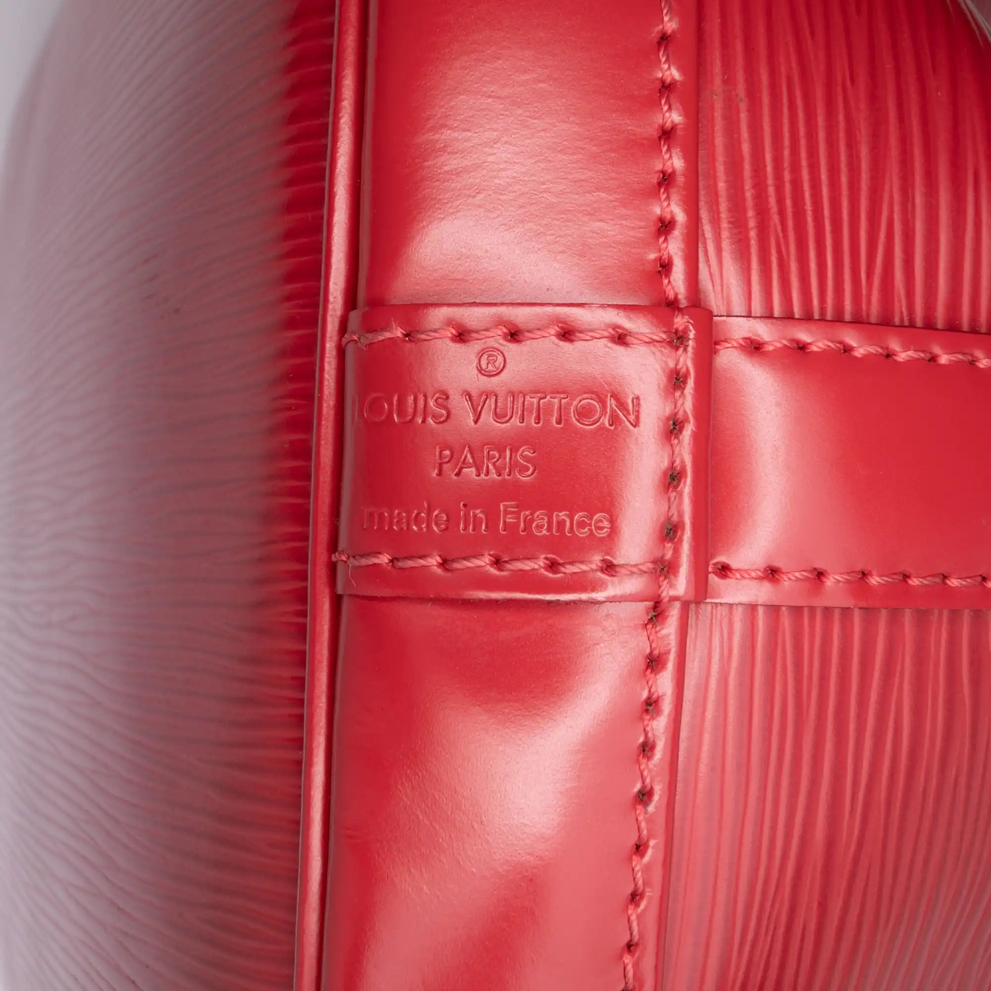Louis Vuitton Petit Noé Red Epi