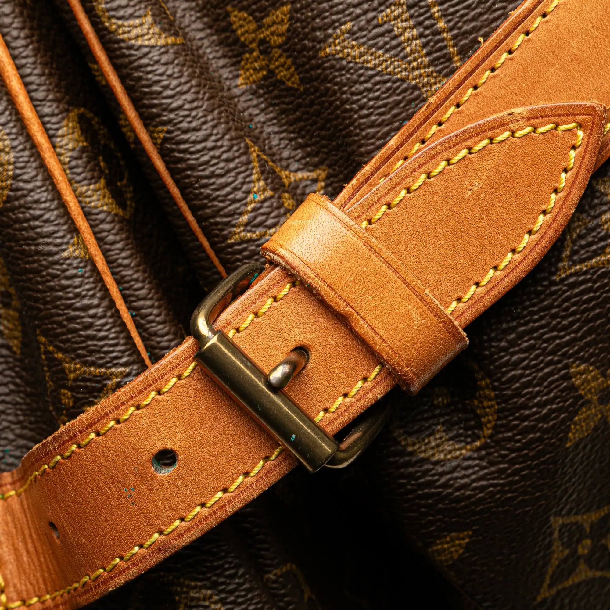 Louis Vuitton Saumur 43 Monogram Canvas
