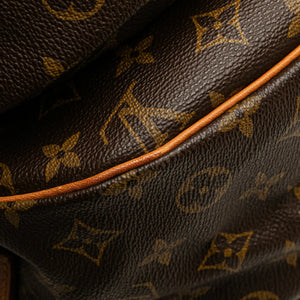 Louis Vuitton Saumur 43 Monogram Canvas