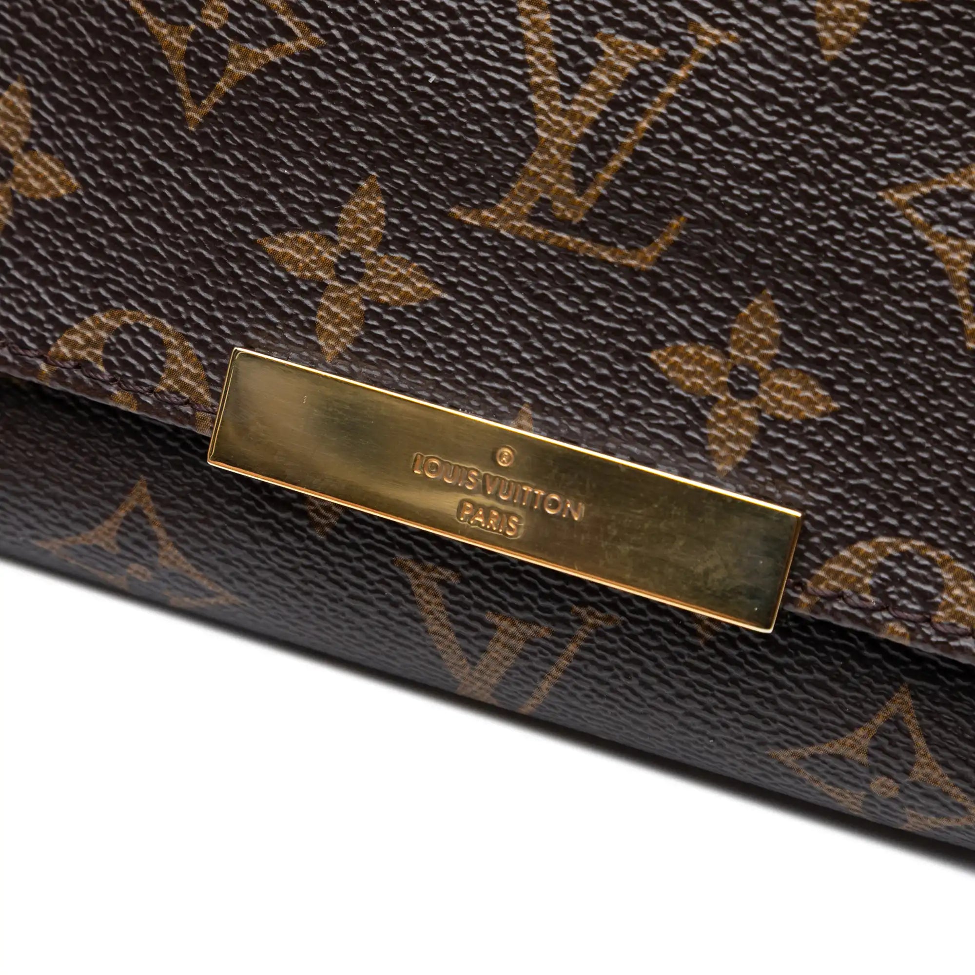 Louis Vuitton Favorite PM Monogram Canvas
