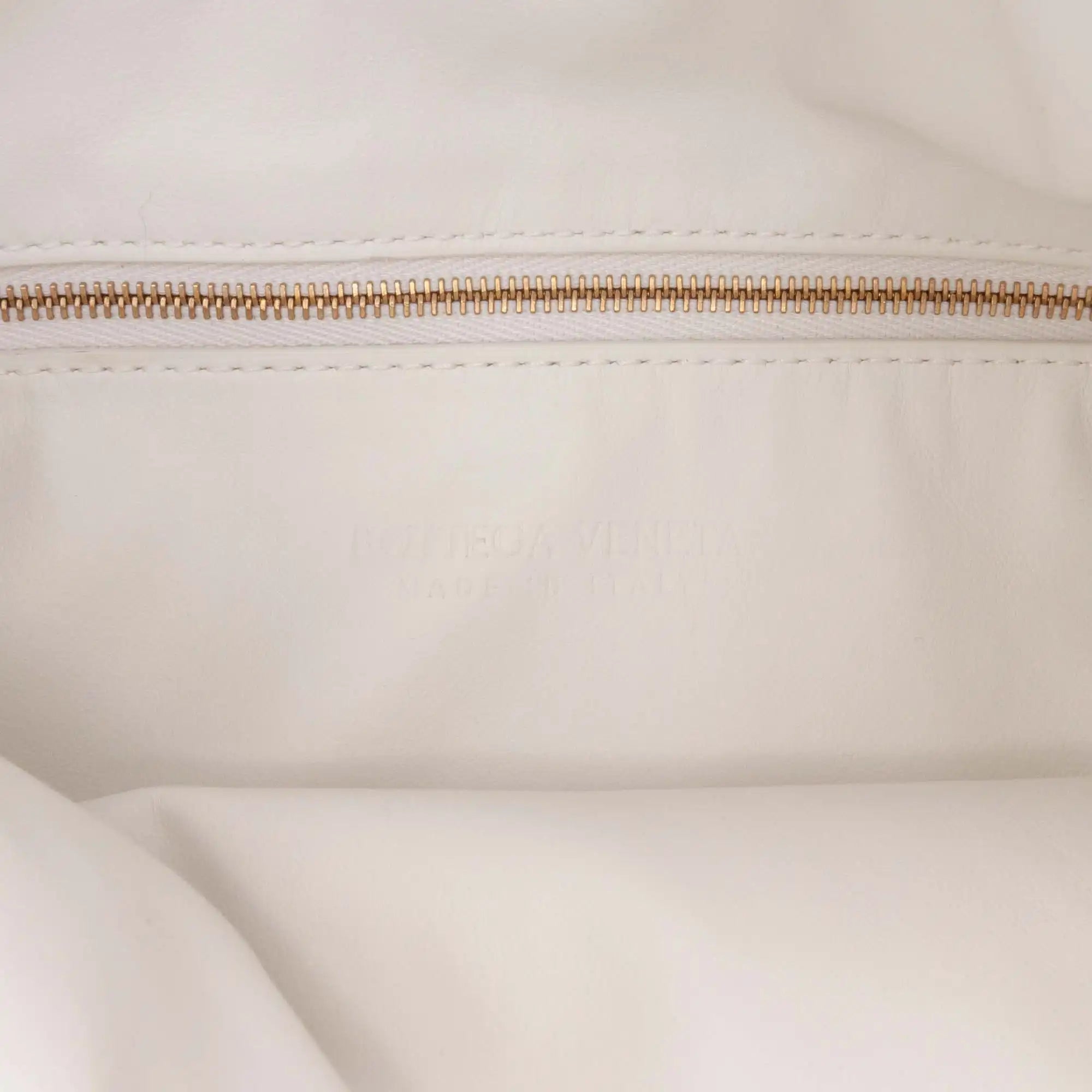 Bottega Veneta Hobo Bag Small White  Intrecciato