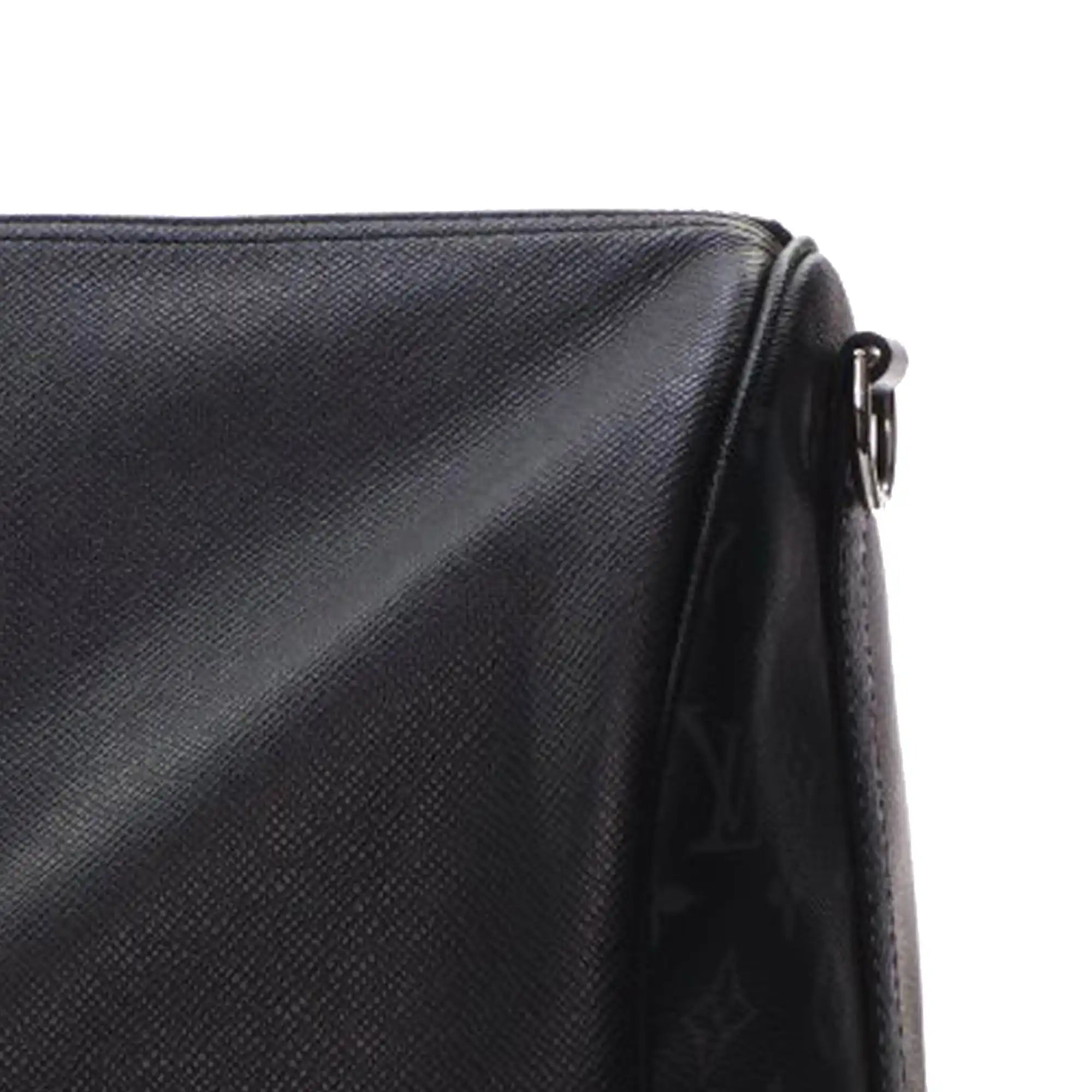 Louis Vuitton Keepall 50 Bandoulière Black Taigarama