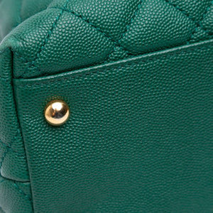 Chanel Coco Handle Flap Bag Medium Green Caviar Aged gold