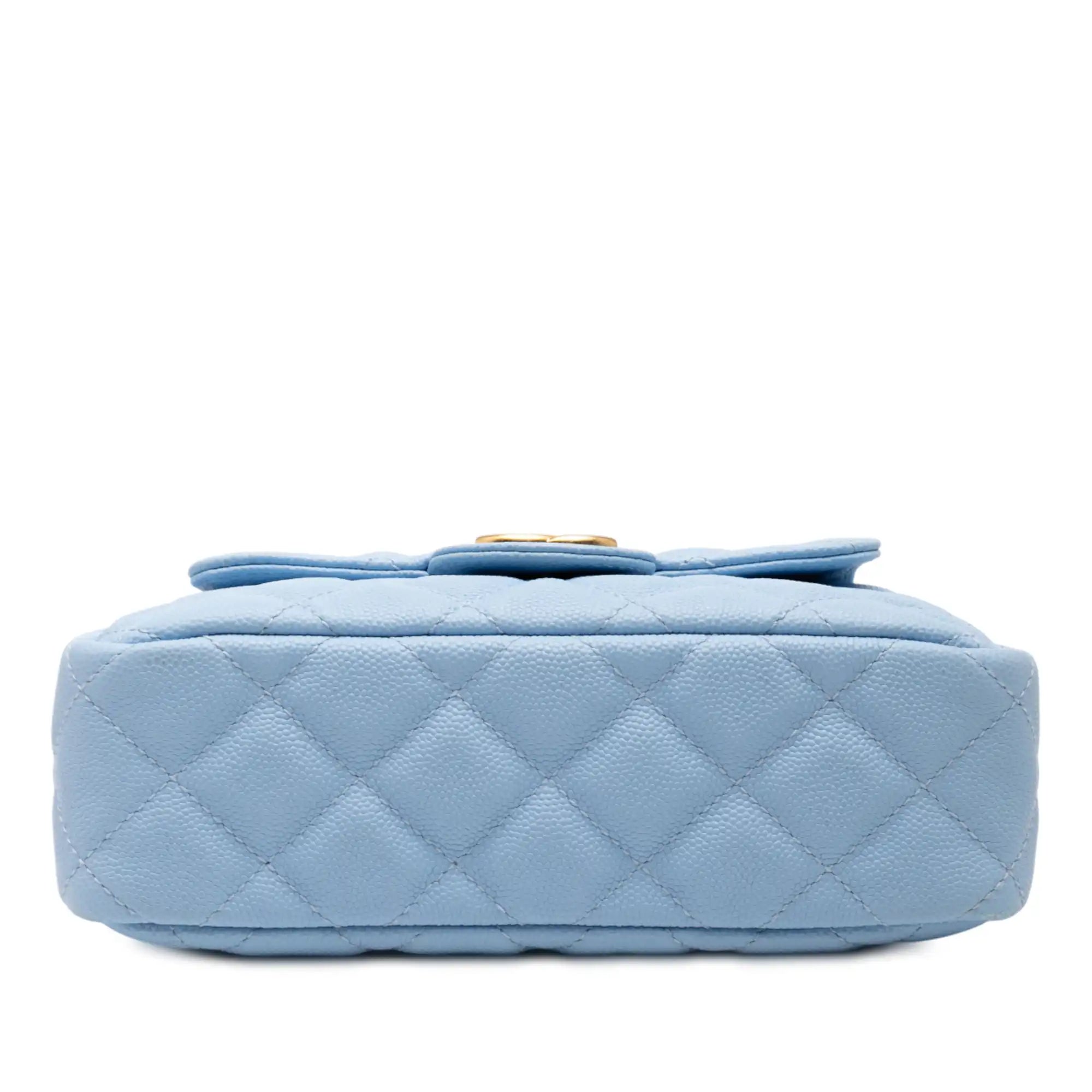 Chanel Wavy CC Hobo Small Blue Caviar Gold