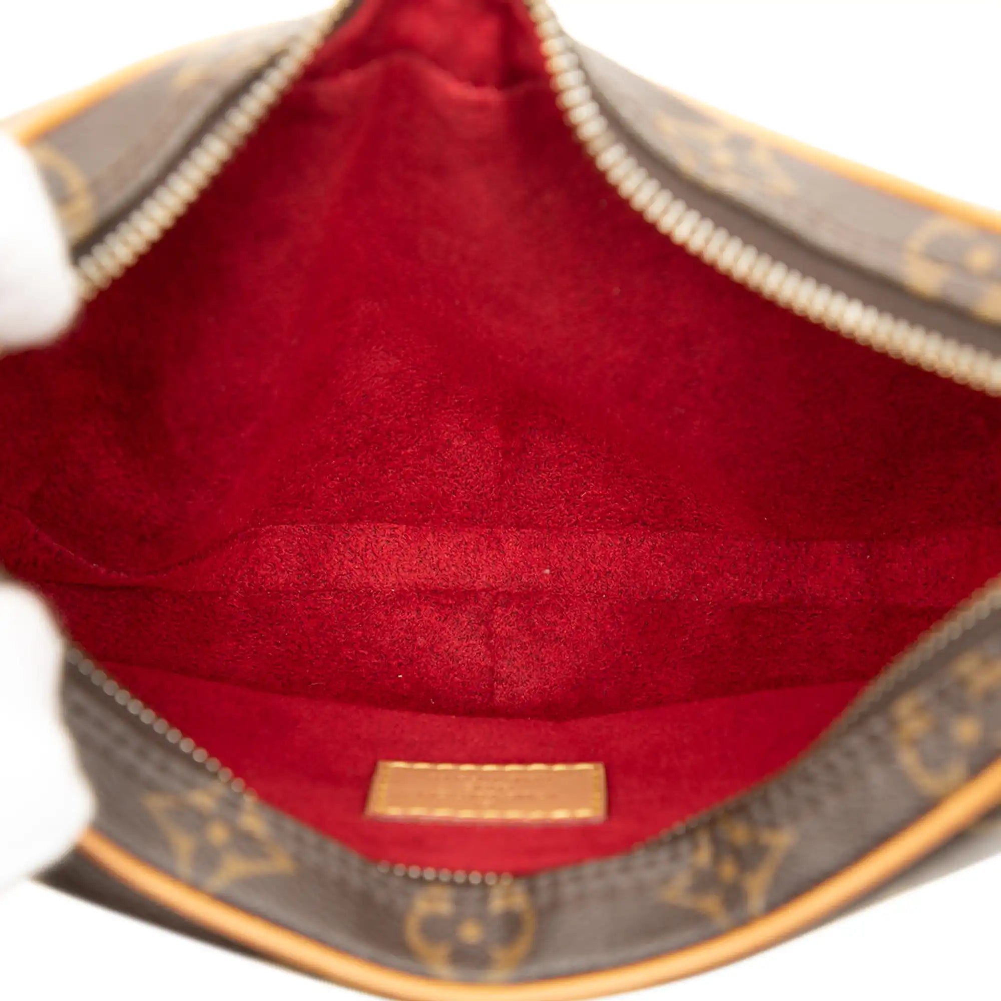 Louis Vuitton Croissant PM Monogram Canvas