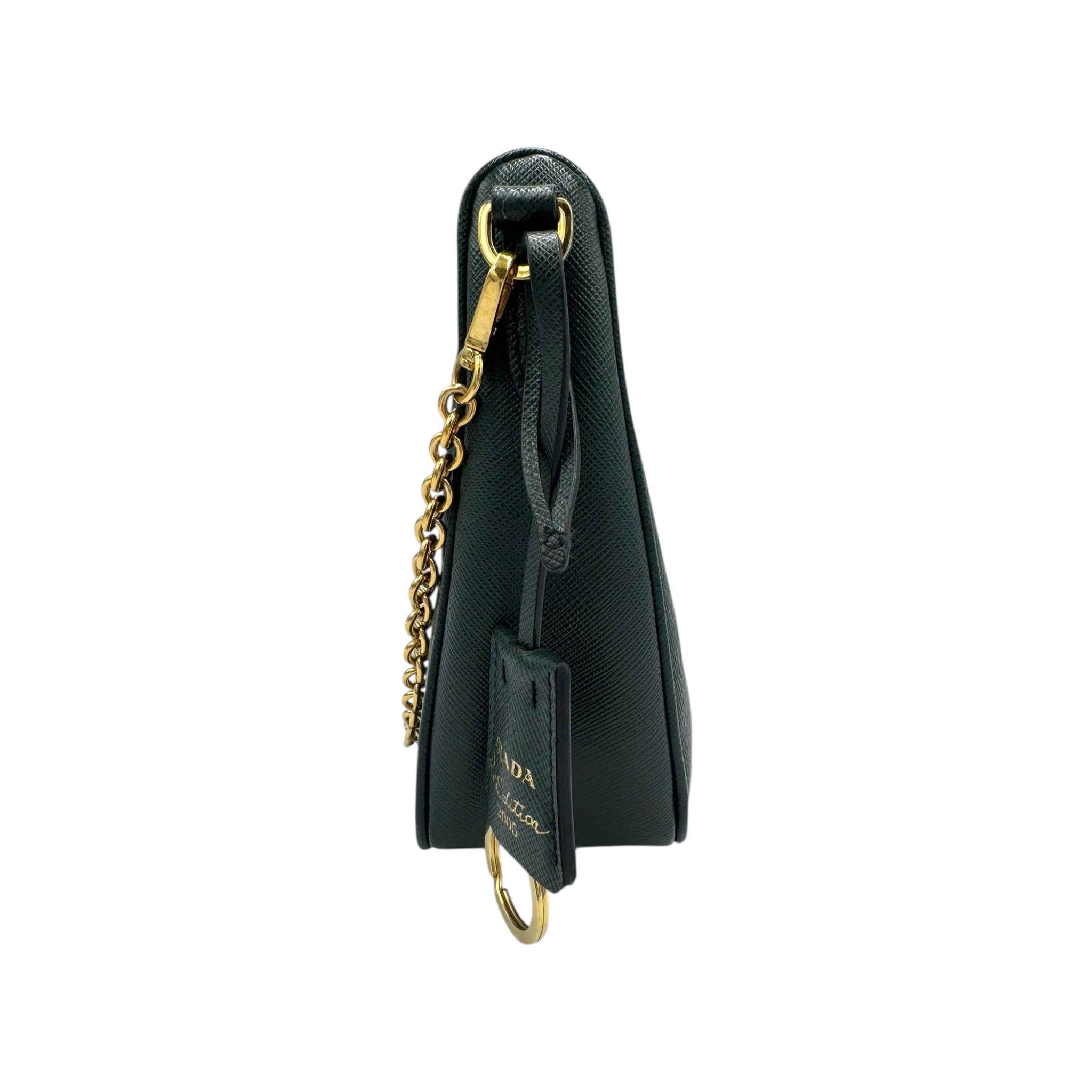 Prada Re-Edition 2005 Beige Saffiano