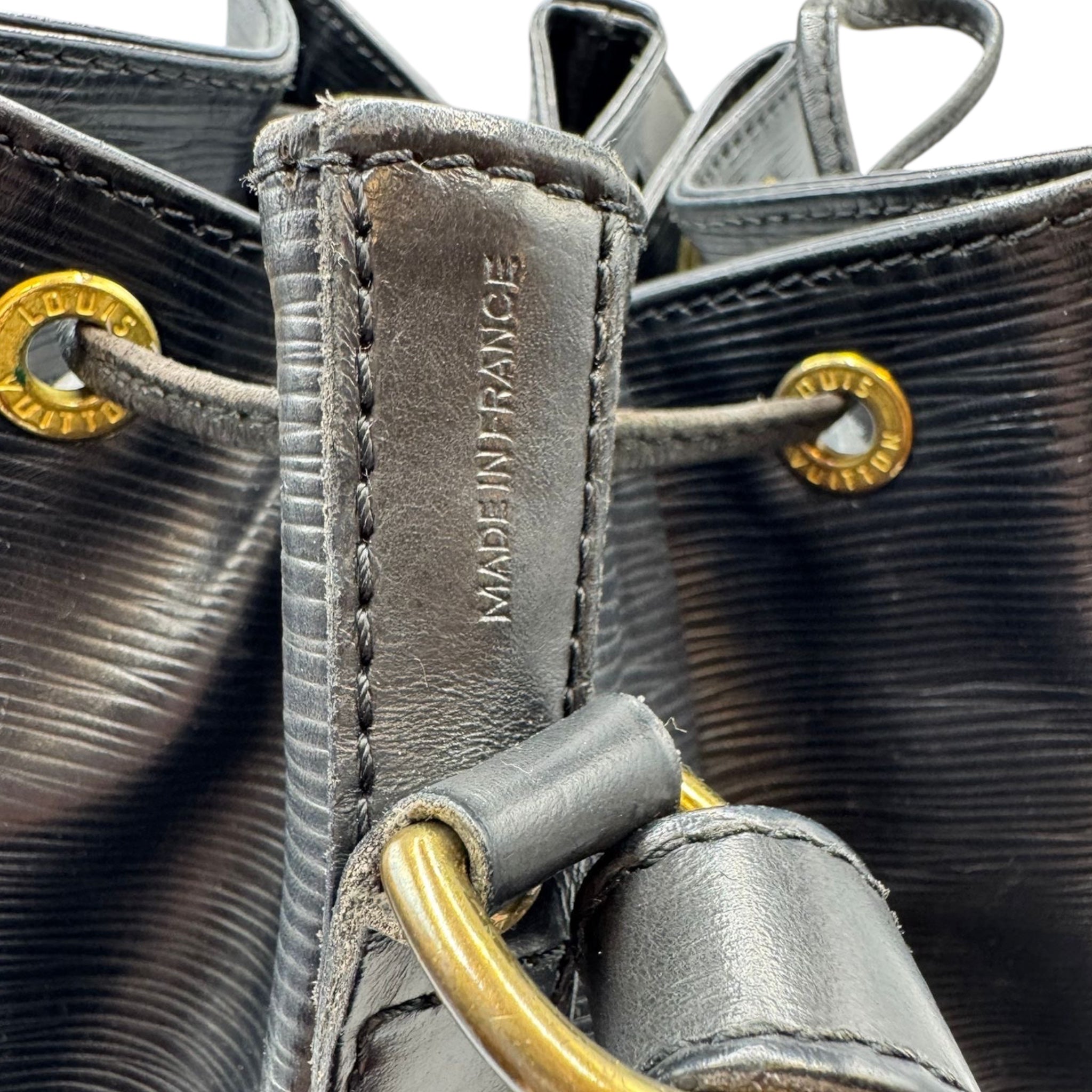 Louis Vuitton Petit Noé Black Epi