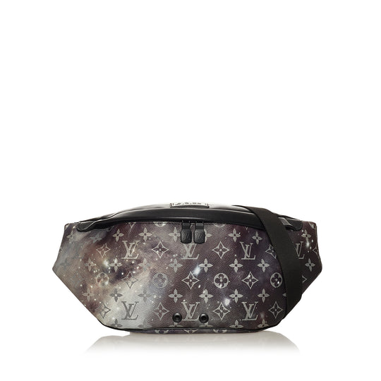 Louis Vuitton Discovery Bumbag Black Monogram Canvas