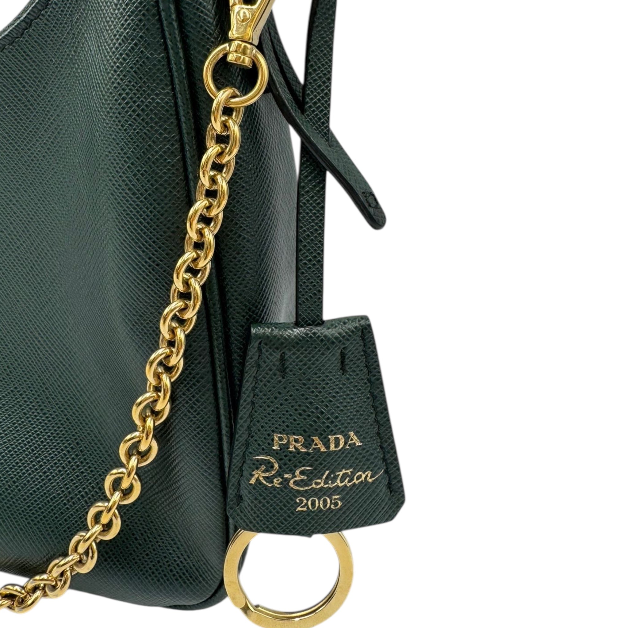 Prada Re-Edition 2005 Beige Saffiano