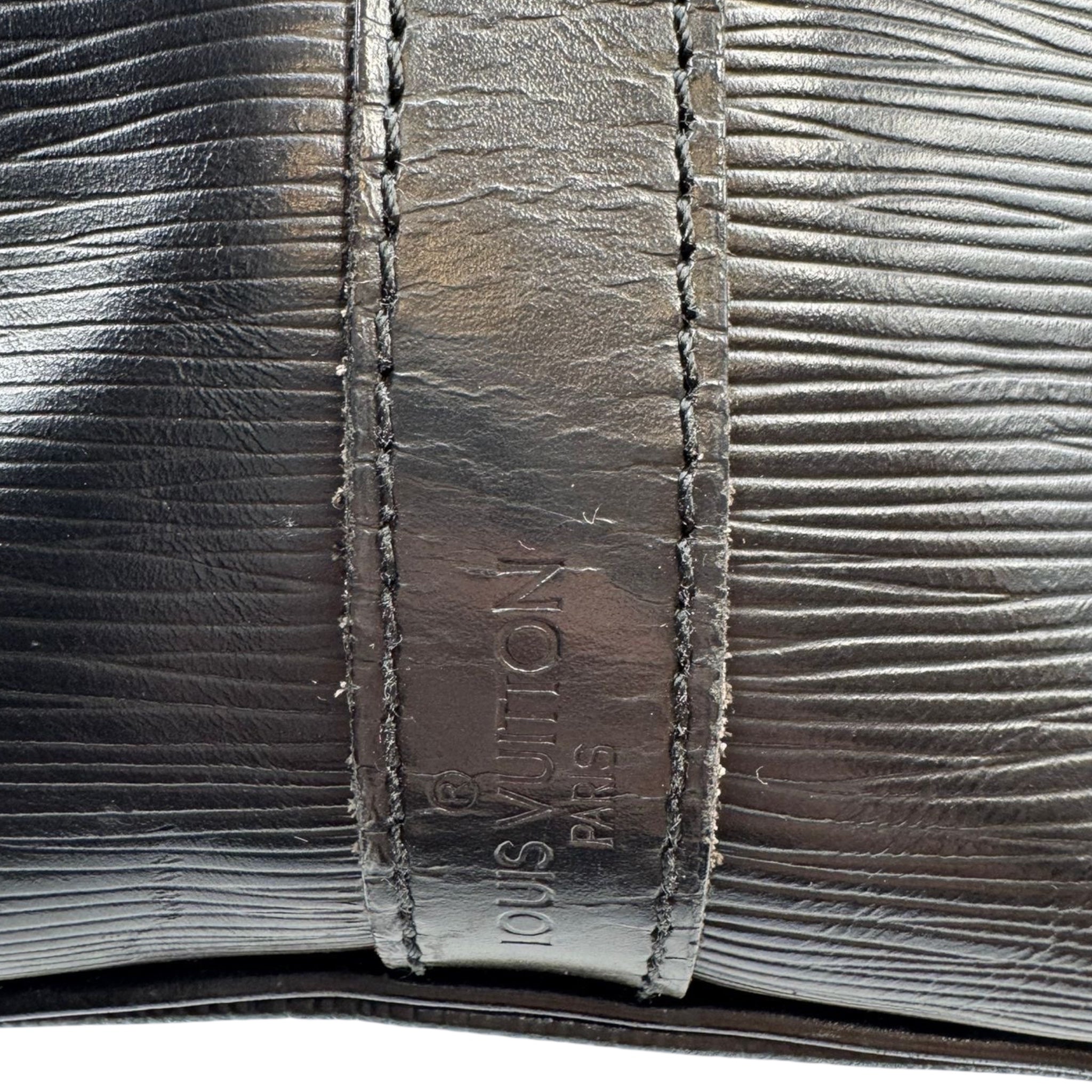 Louis Vuitton Petit Noé Black Epi