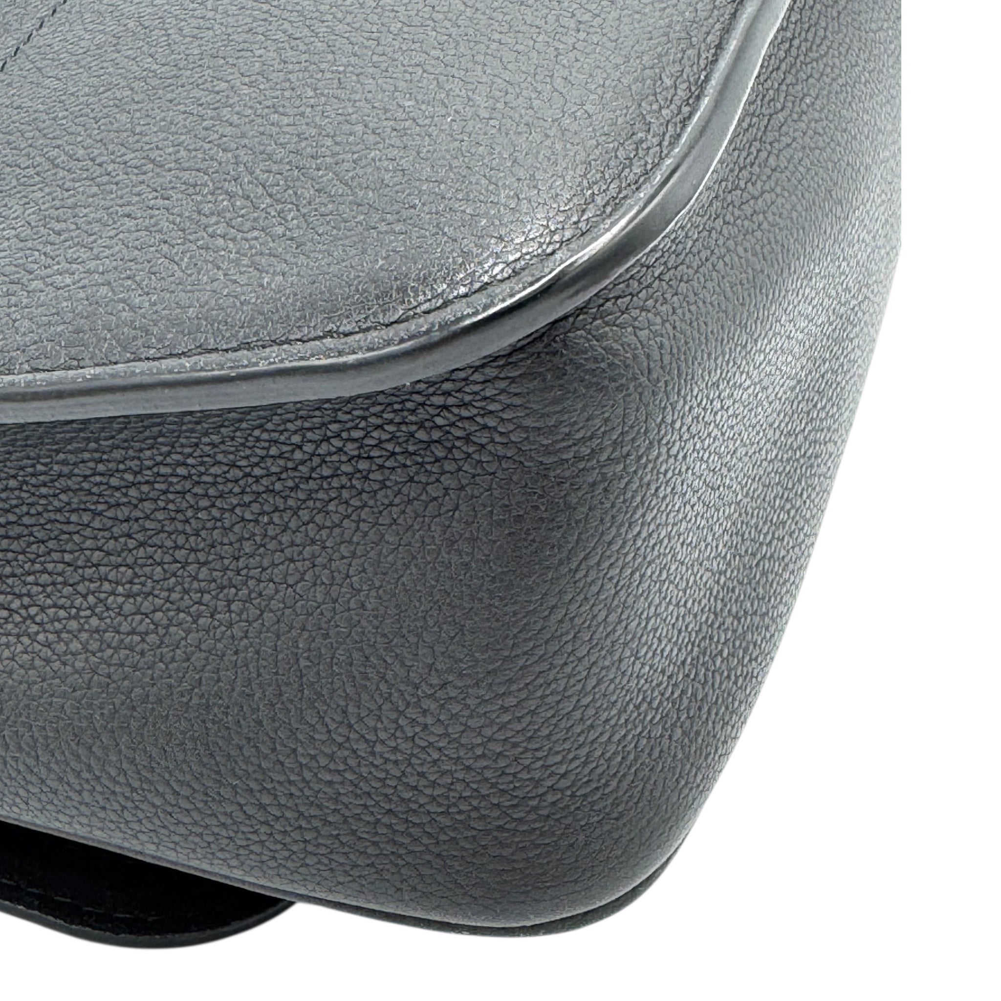 Louis Vuitton Lockme II Black