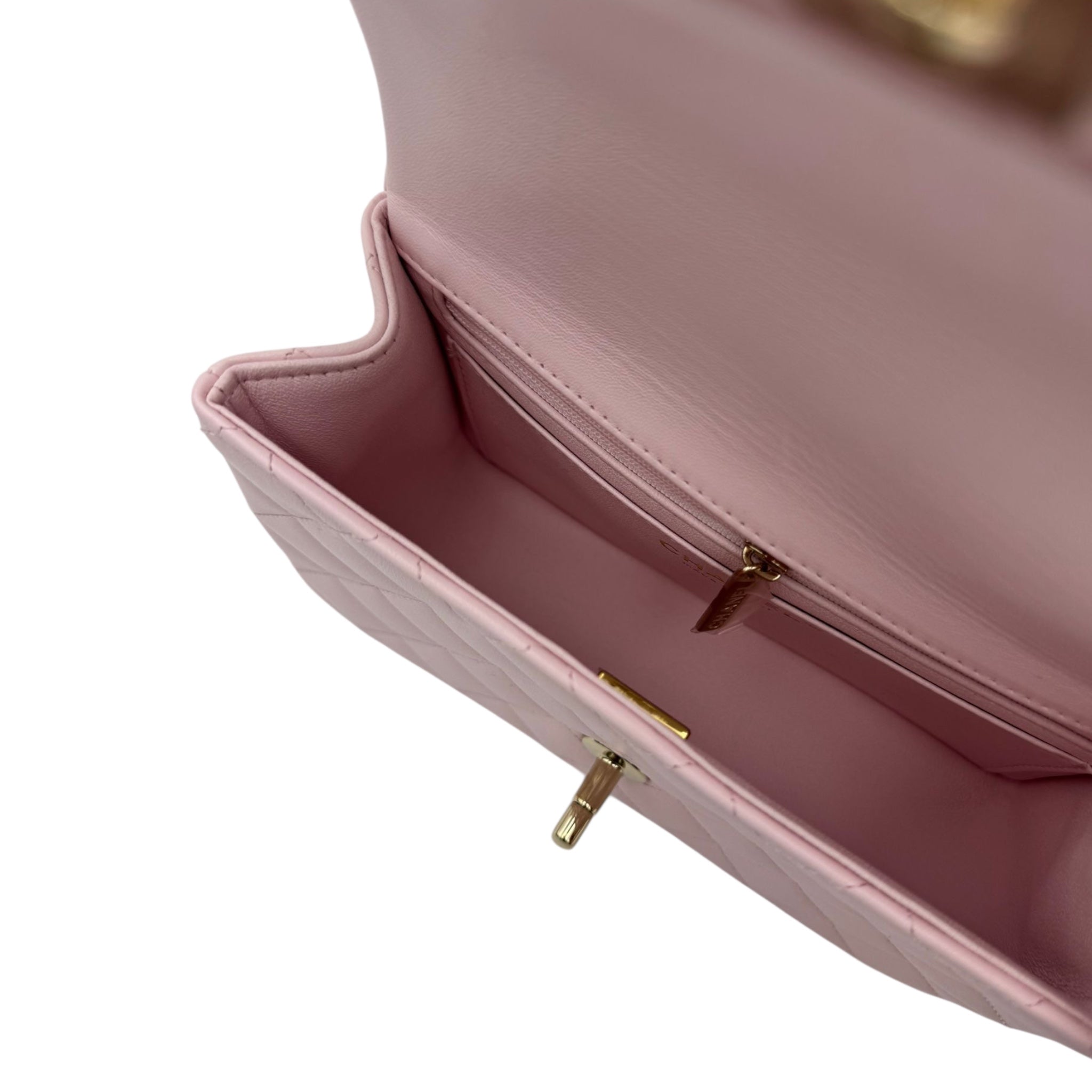 Chanel 22P Top Handle Rectangular Mini Light Pink Lambskin Gold