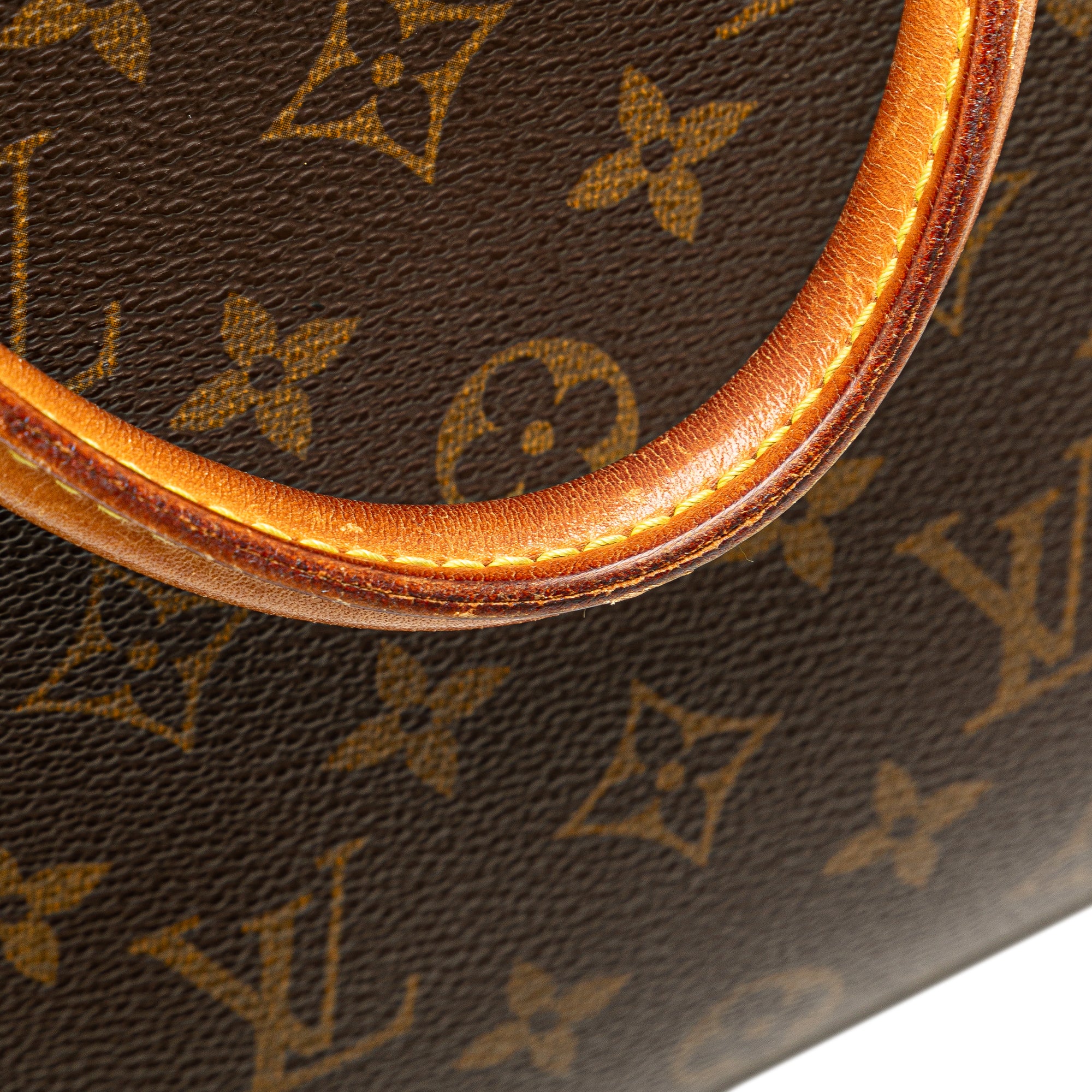 Louis Vuitton Ellipse MM Monogram Canvas