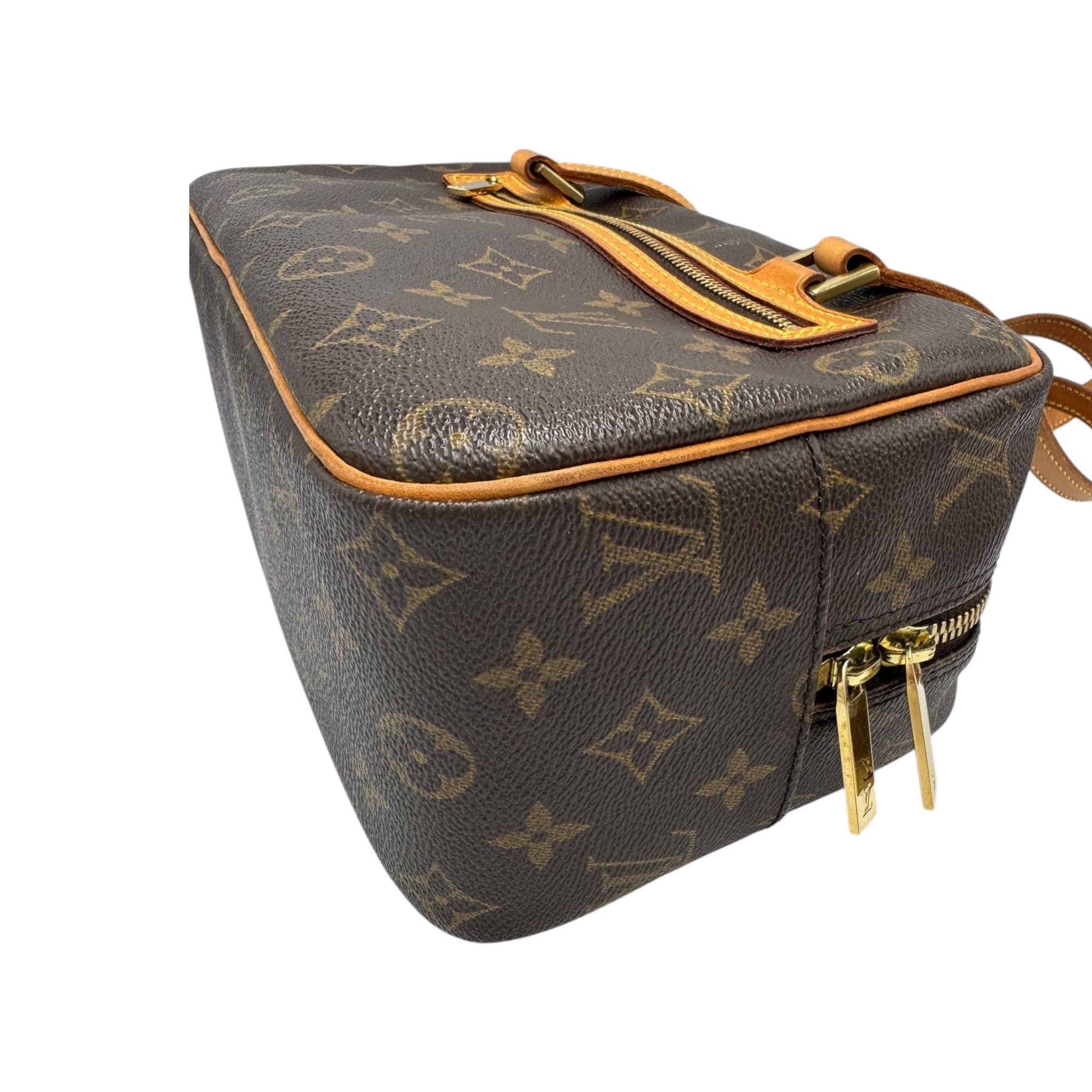 Louis Vuitton Cite MM Monogram Canvas