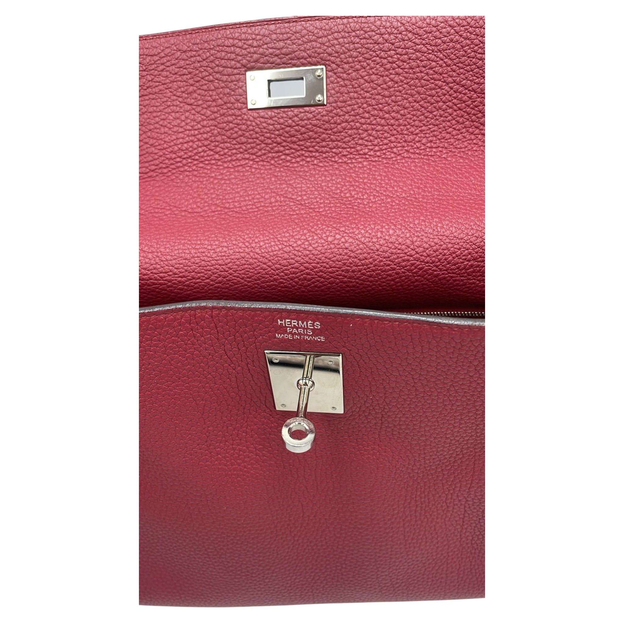 Hermès Kelly 32 Red Box Calfskin Gold