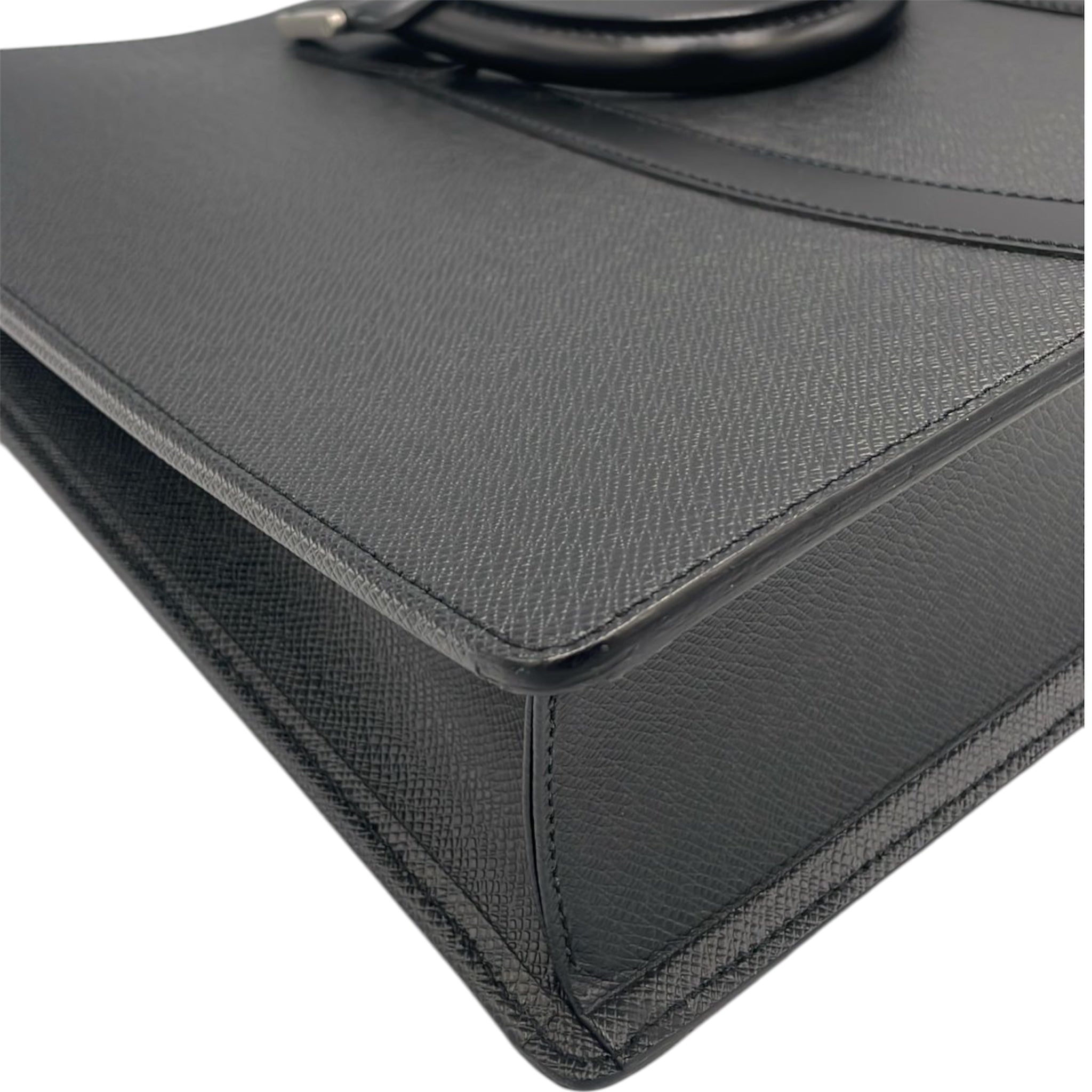 Louis Vuitton Lozan Black Taiga