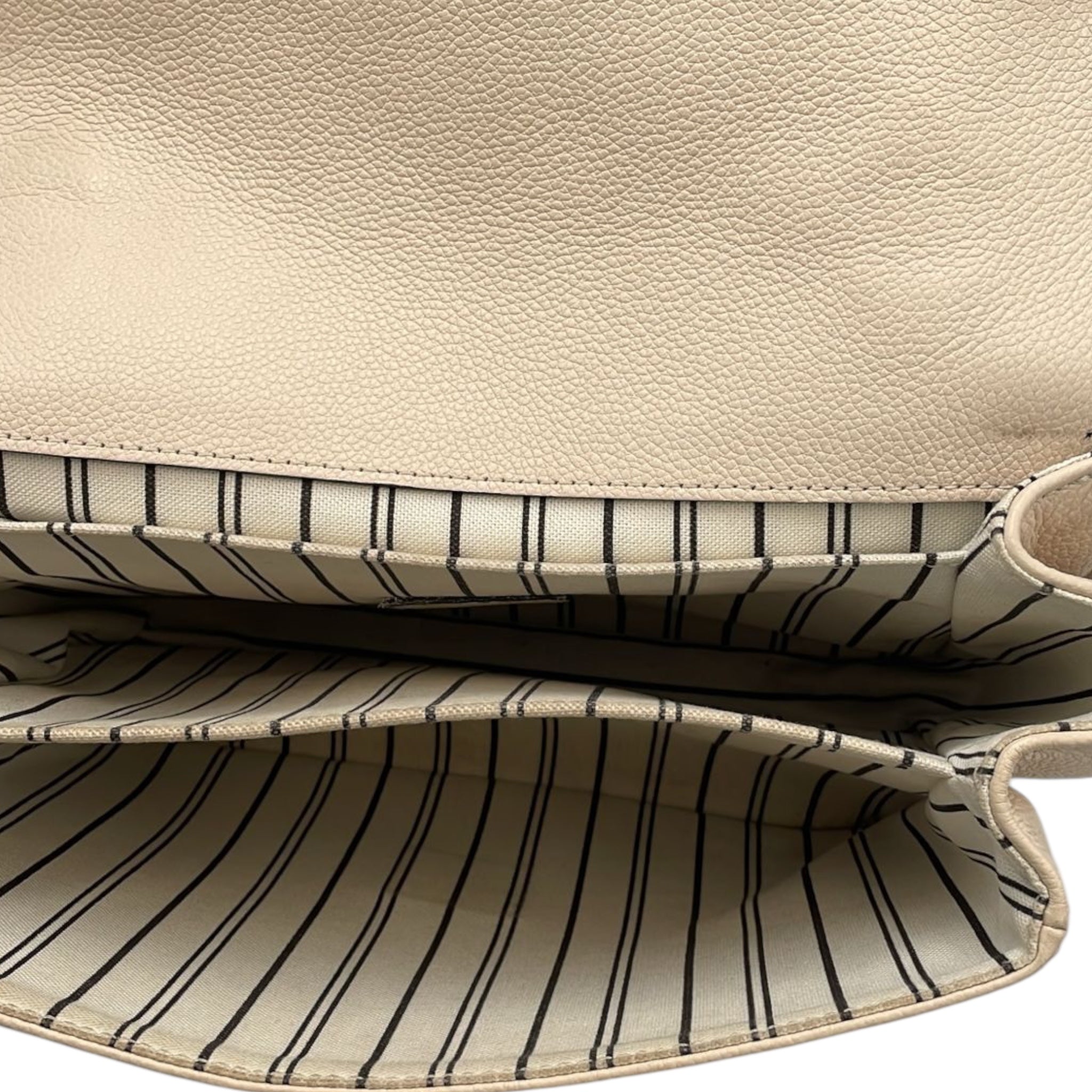 Louis Vuitton Pochette Métis cream Monogram Empreinte