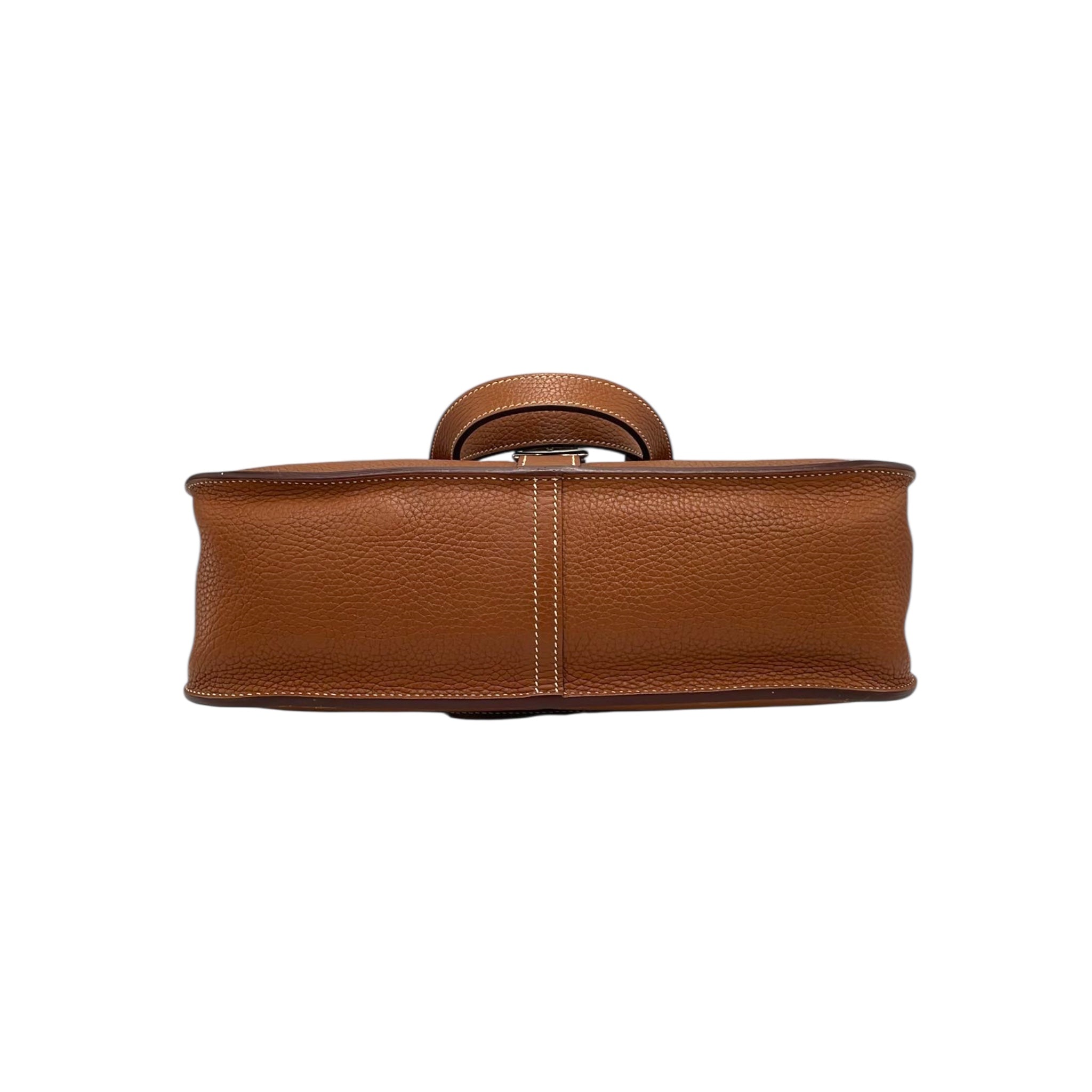 Hermès Halzan 31 Camel Clemence