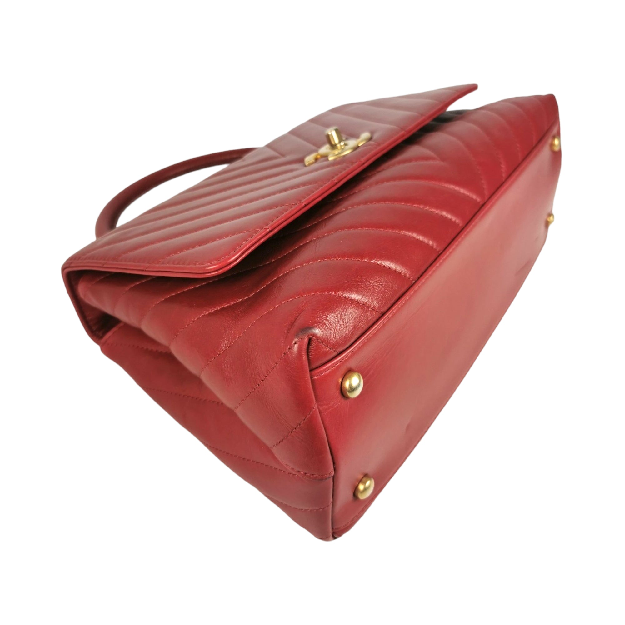 Chanel Coco Handle Flap Bag Chevron Medium Red Lambskin Gold