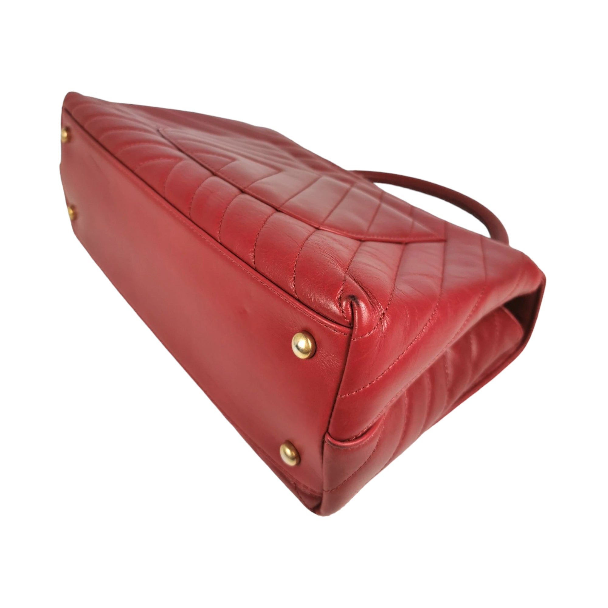 CHANEL Coco Handle Medium Bag Burgundy Caviar / Lizard / GOLD - New Dark red  Exotic leather ref.58069 - Joli Closet