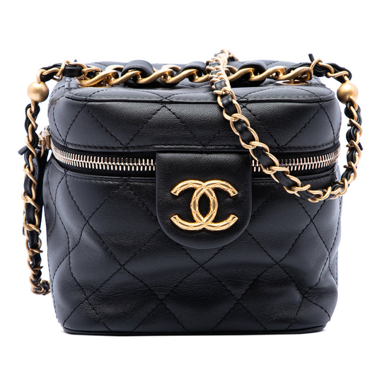 Chanel Vanity Case with Chain Black Quilted Calfskin