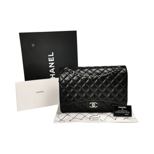 Chanel Black Maxi Classic Lambskin Double Flap Leather ref.923174