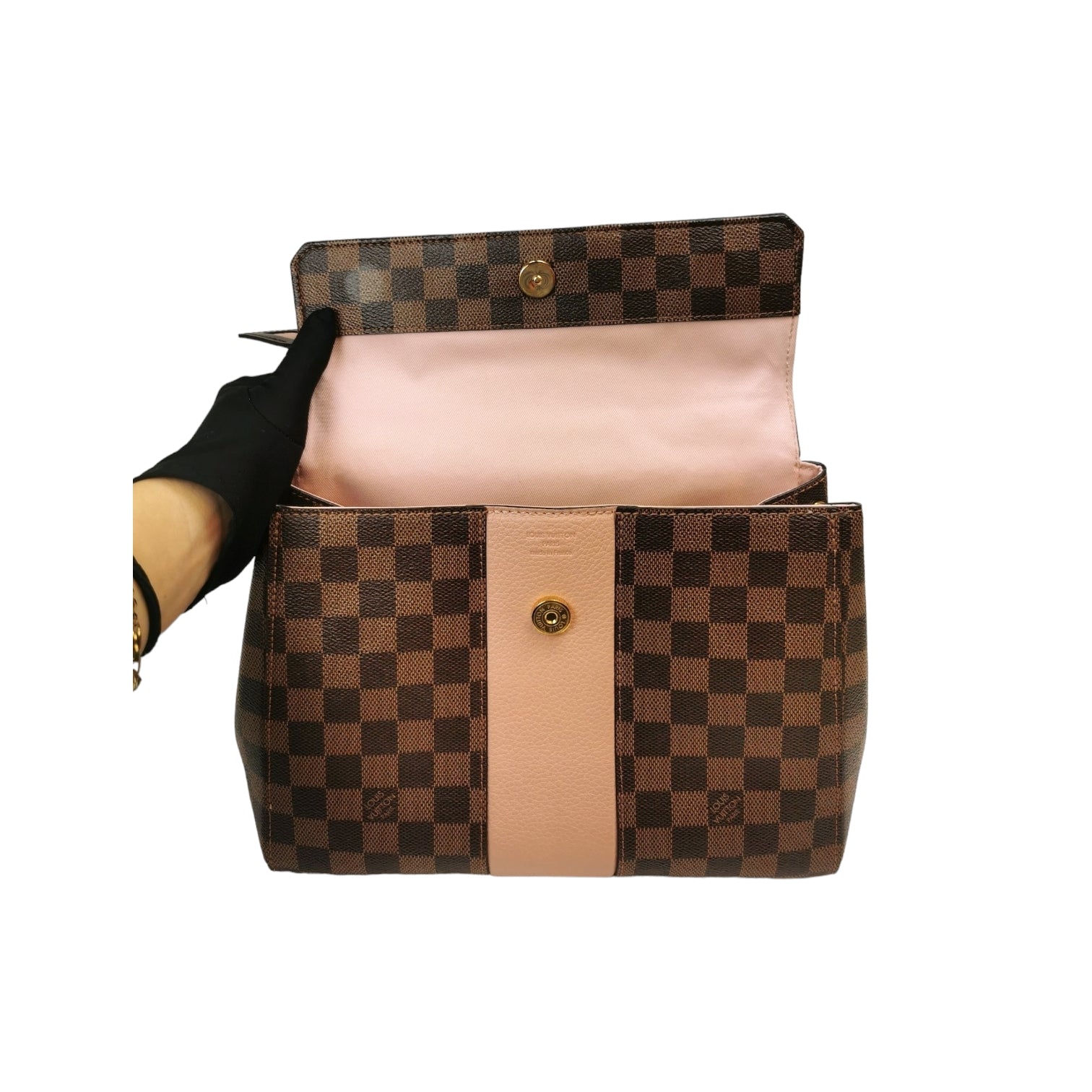 Louis Vuitton, Bags, Louis Vuitton Bond Street Mm Crossbody Bag In Damier  Ebene Canvas Like New