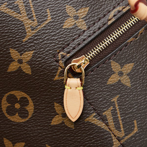 Louis Vuitton Montsouris mm Monogram Canvas