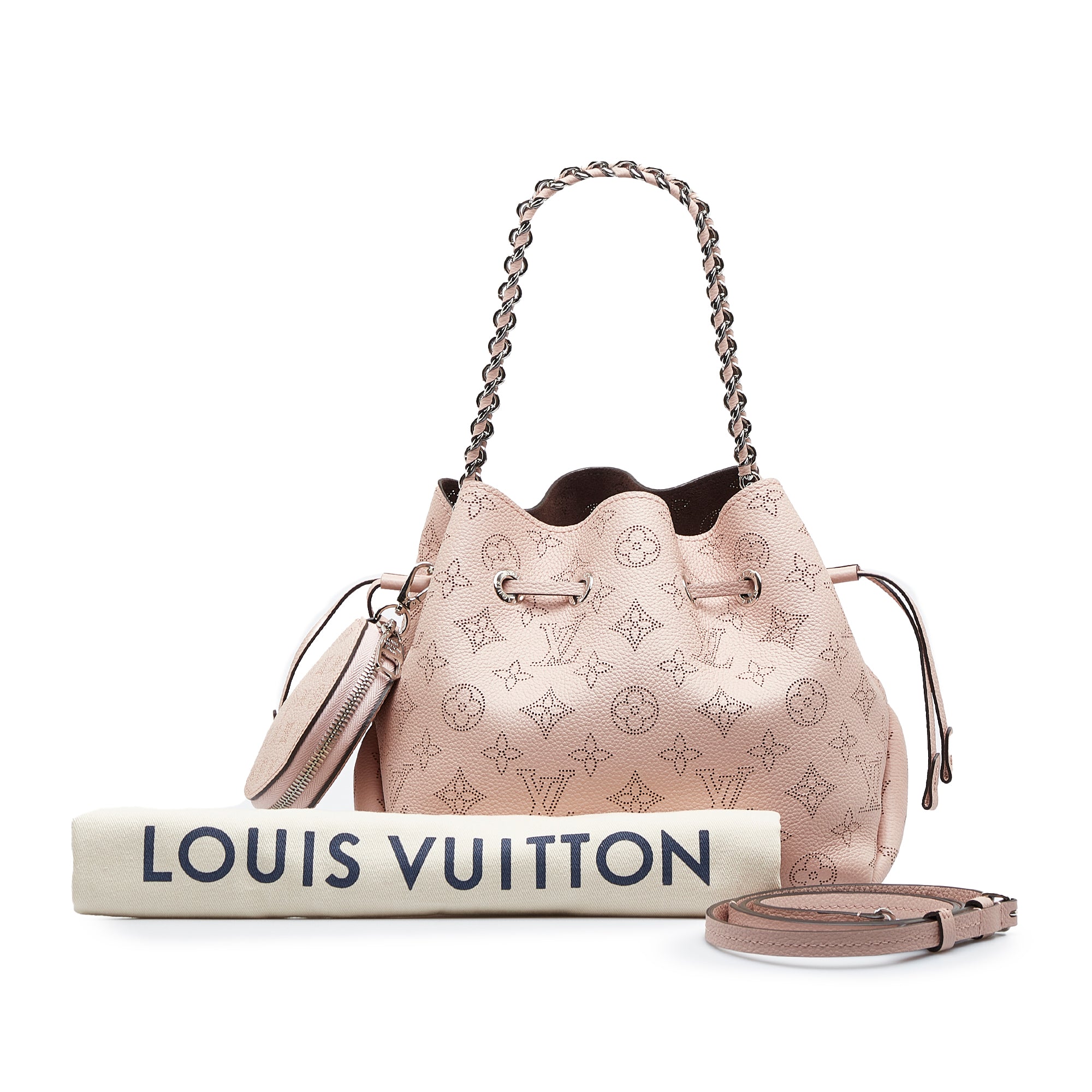What fits inside of a Louis Vuitton Neonoe BB? Is it an everyday bag? , Lv Neonoe Bag
