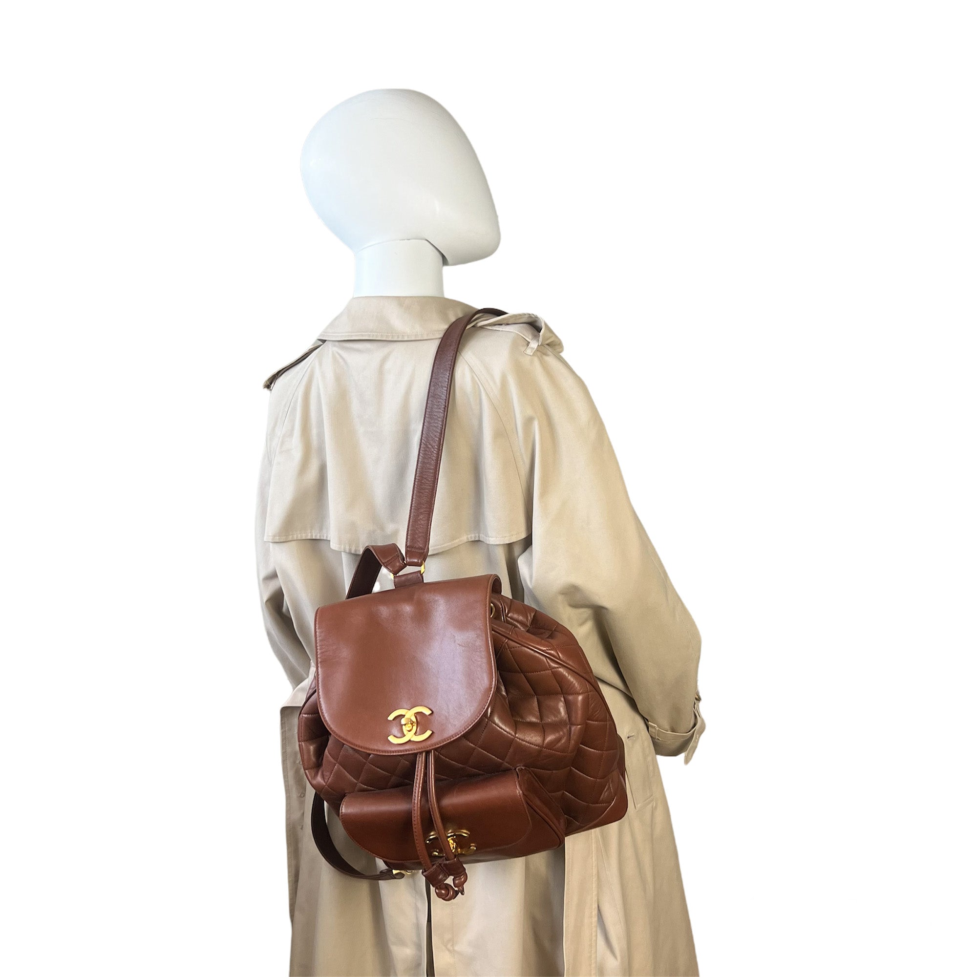 Chanel Duma Backpack in Lambskin Leather – l'Étoile de Saint